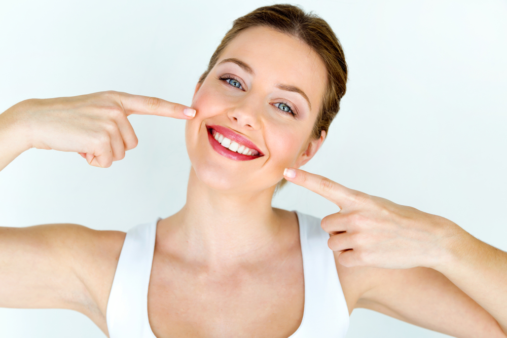 How long does teeth whitening last?